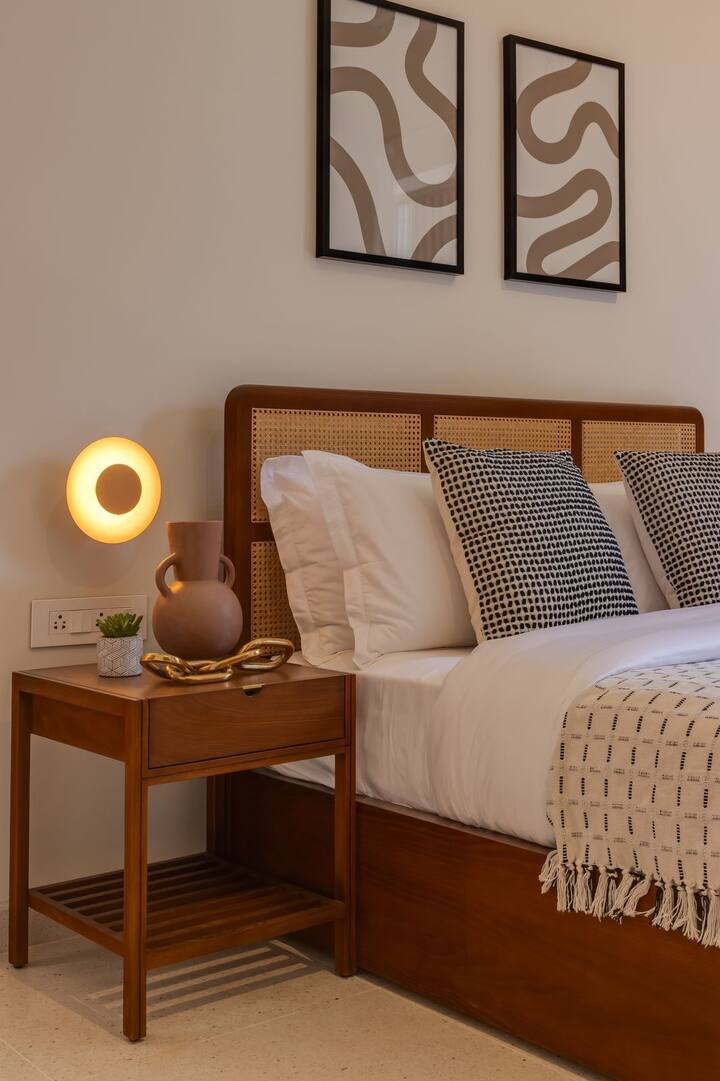Bedroom 1 image 1