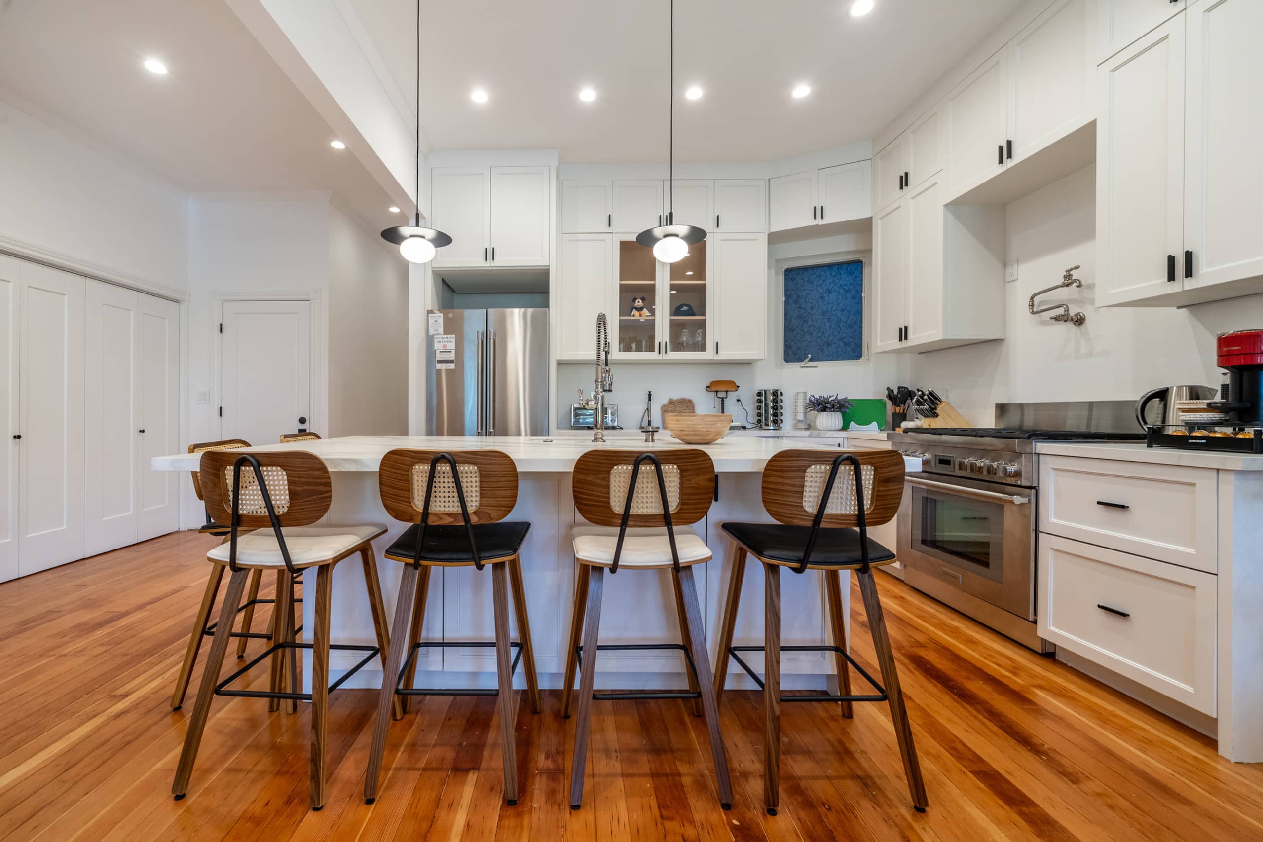 Home in San Francisco · ★4.96 · 3 bedrooms · 3 beds · 3 baths - Image 16