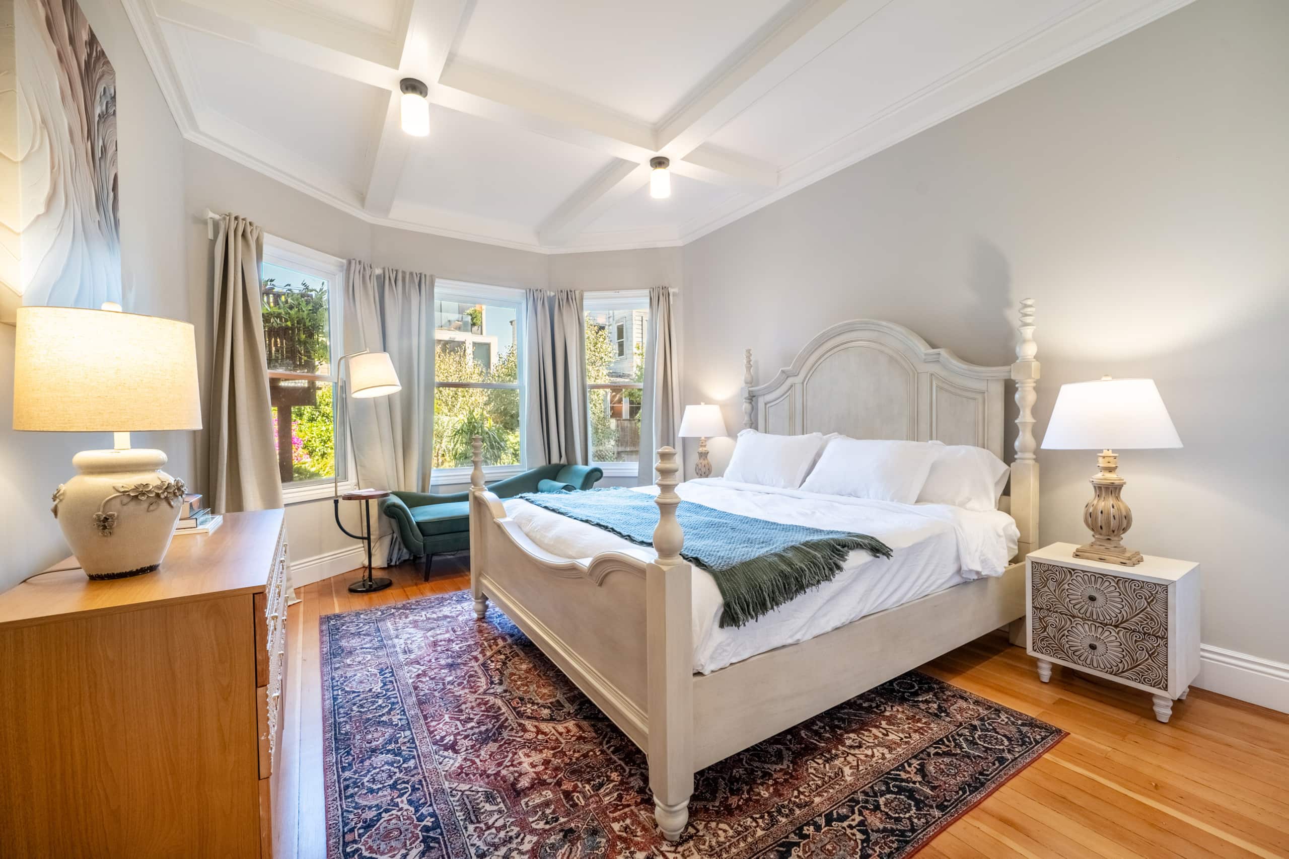 Home in San Francisco · ★4.96 · 3 bedrooms · 3 beds · 3 baths - Image 30