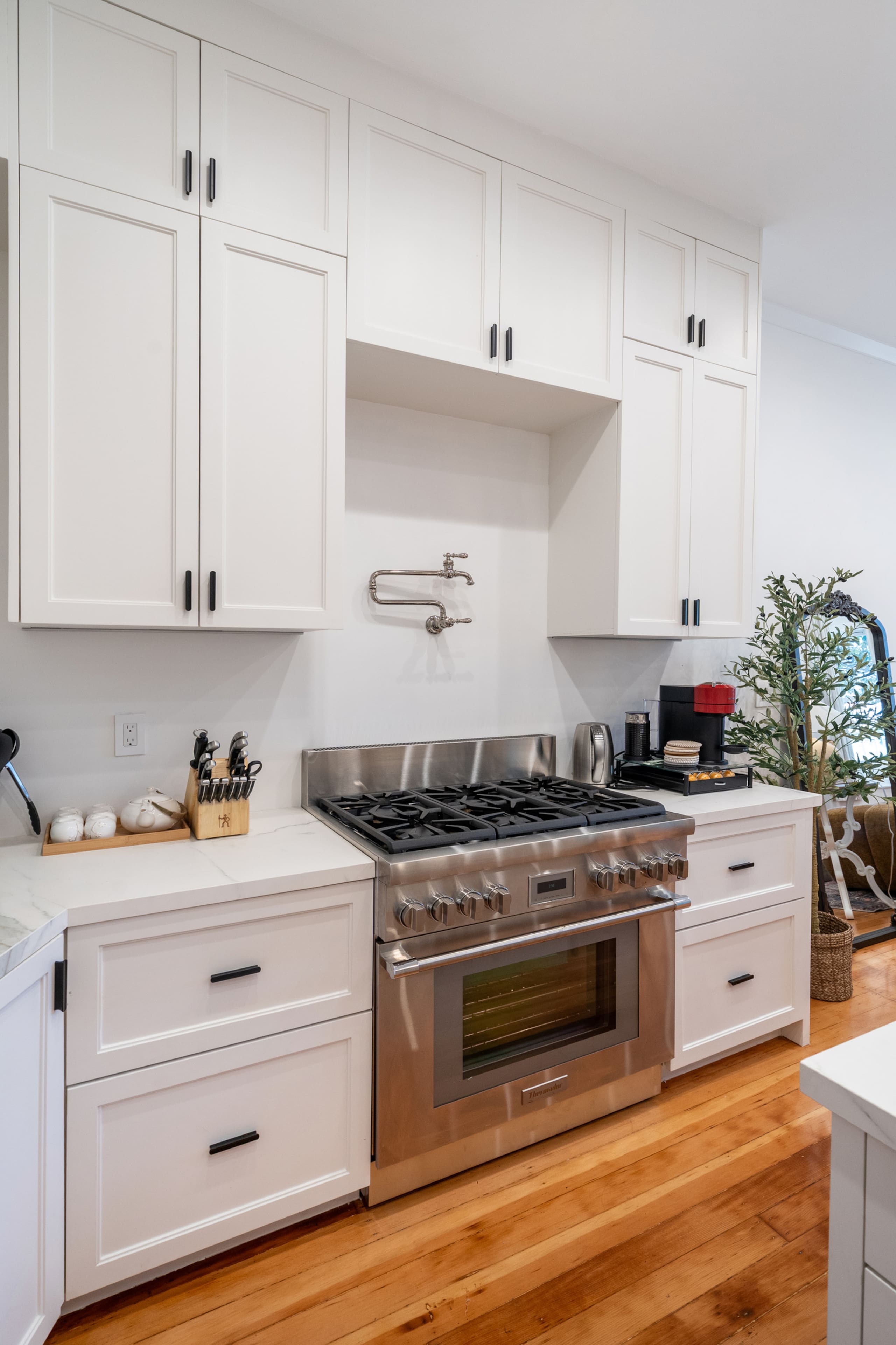 Home in San Francisco · ★4.96 · 3 bedrooms · 3 beds · 3 baths - Image 23