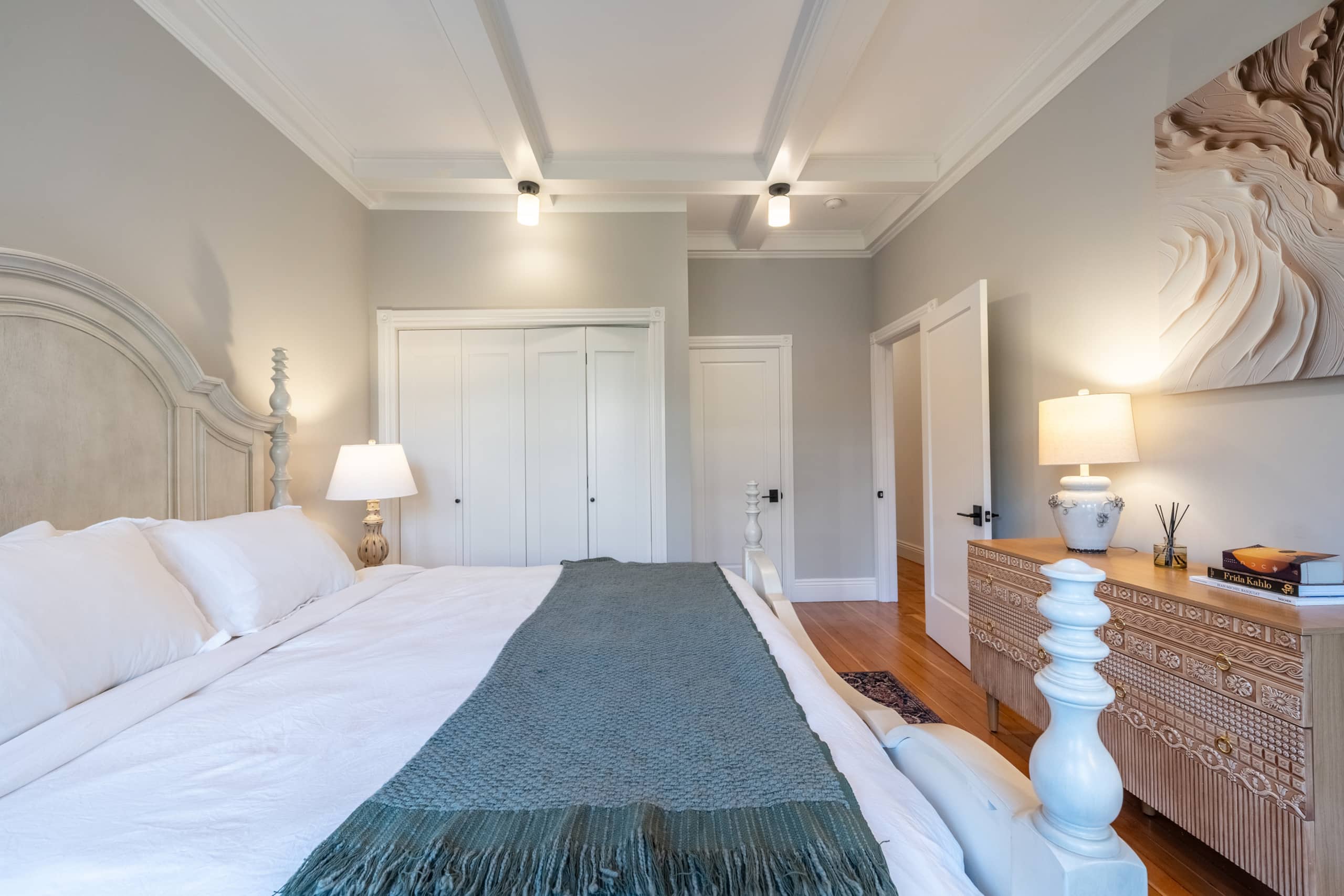 Home in San Francisco · ★4.96 · 3 bedrooms · 3 beds · 3 baths - Image 33