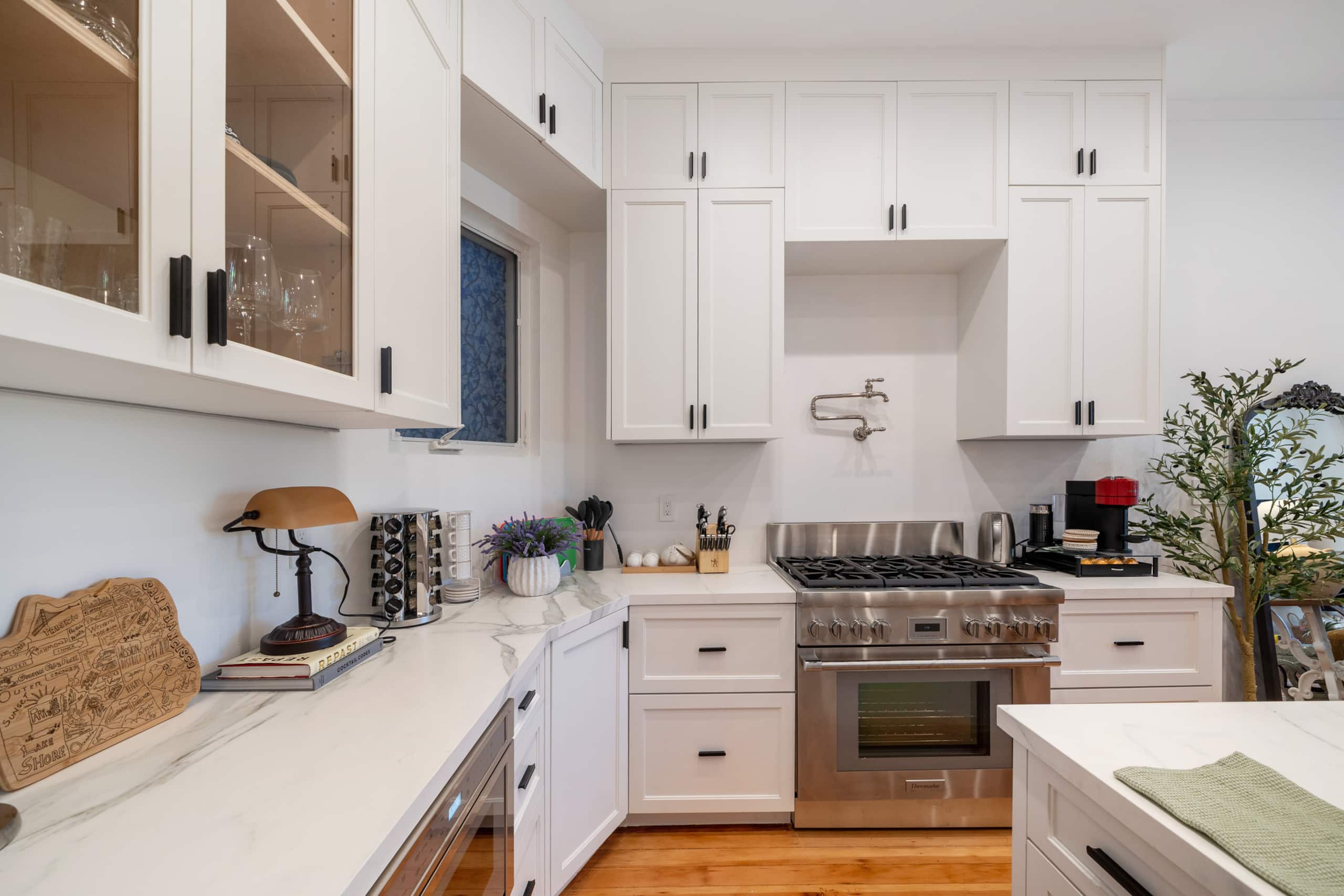 Home in San Francisco · ★4.96 · 3 bedrooms · 3 beds · 3 baths - Image 18