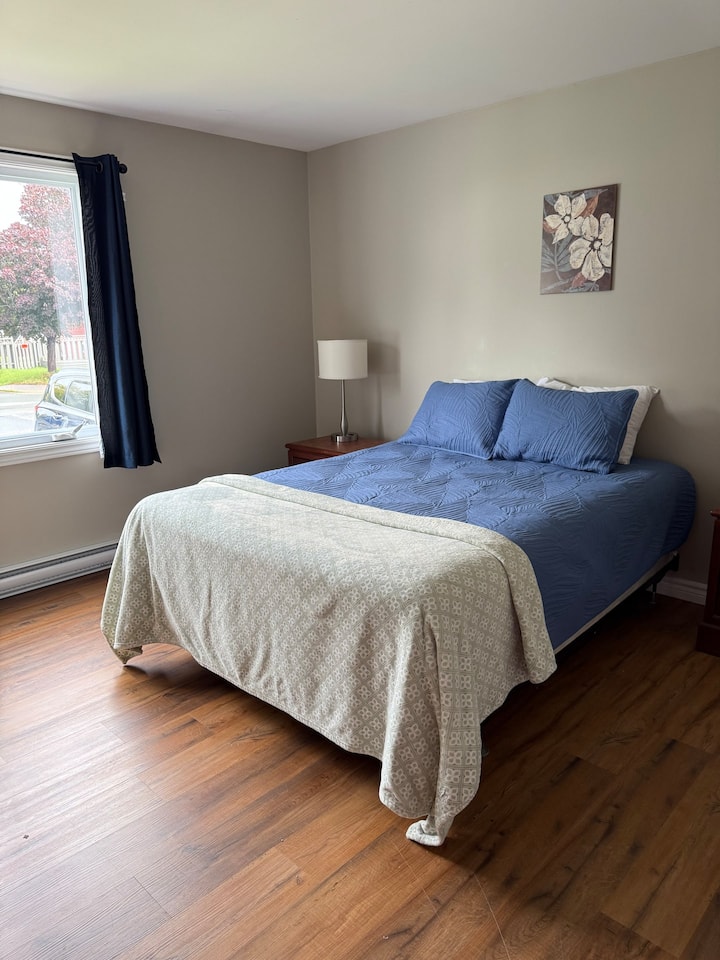 Spacious 3br Wifi W/d Parking - St. John's