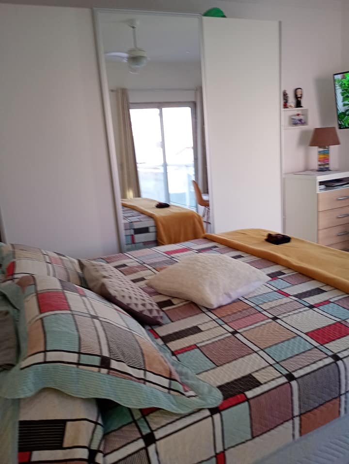 غرفة النوم 2