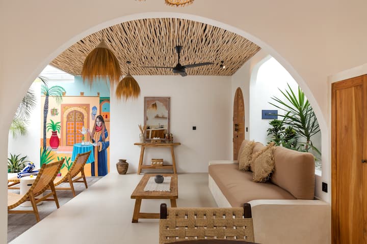New Seminyak 1b Exotic Javanese Bali Retreat Villa - Indonesia