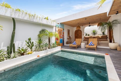 NEW Seminyak 1B Exotic Javanese Bali Retreat Villa