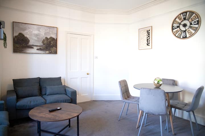 Channel View, 4 Bedrooms,4 Beds, Freeparking Beach - Pevensey