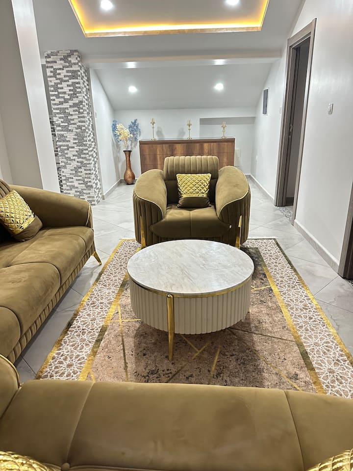 Très Beau Duplex Centre-ville - Tizi Ouzou