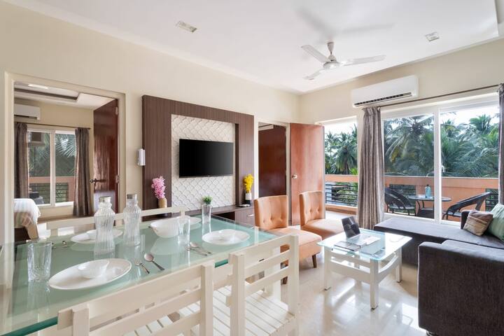 Living room image 1