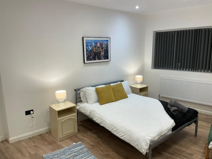 Საძინებელი 4 კომპლექტი