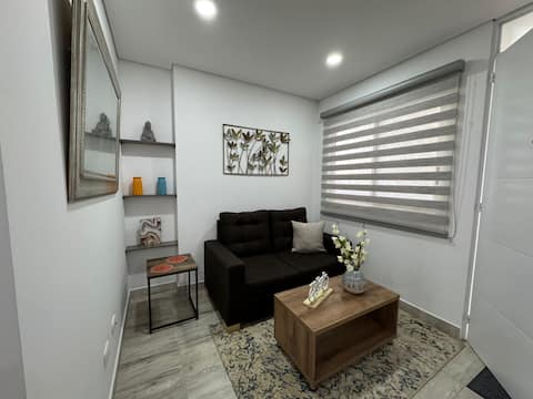 Popular Airbnb listing: Furnished apartment #403 - 2 in Rafael Uribe Uribe