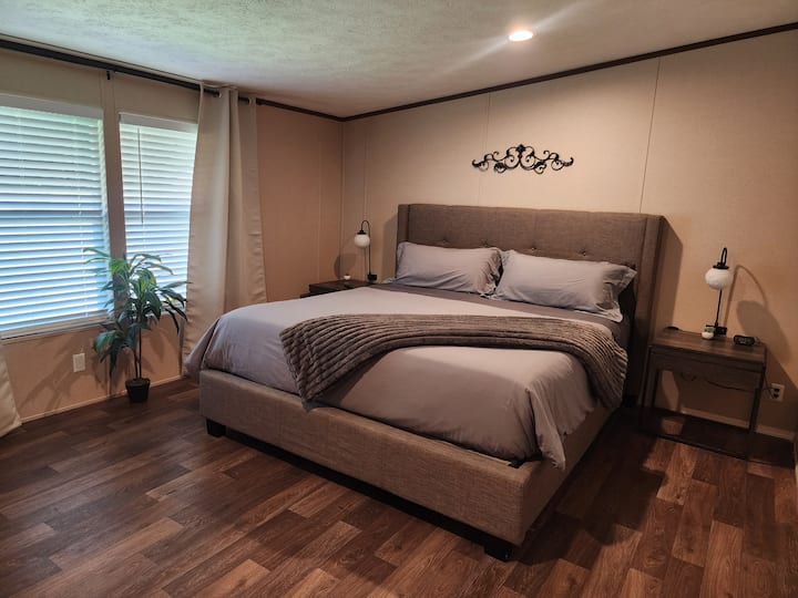 საძინებელი 1