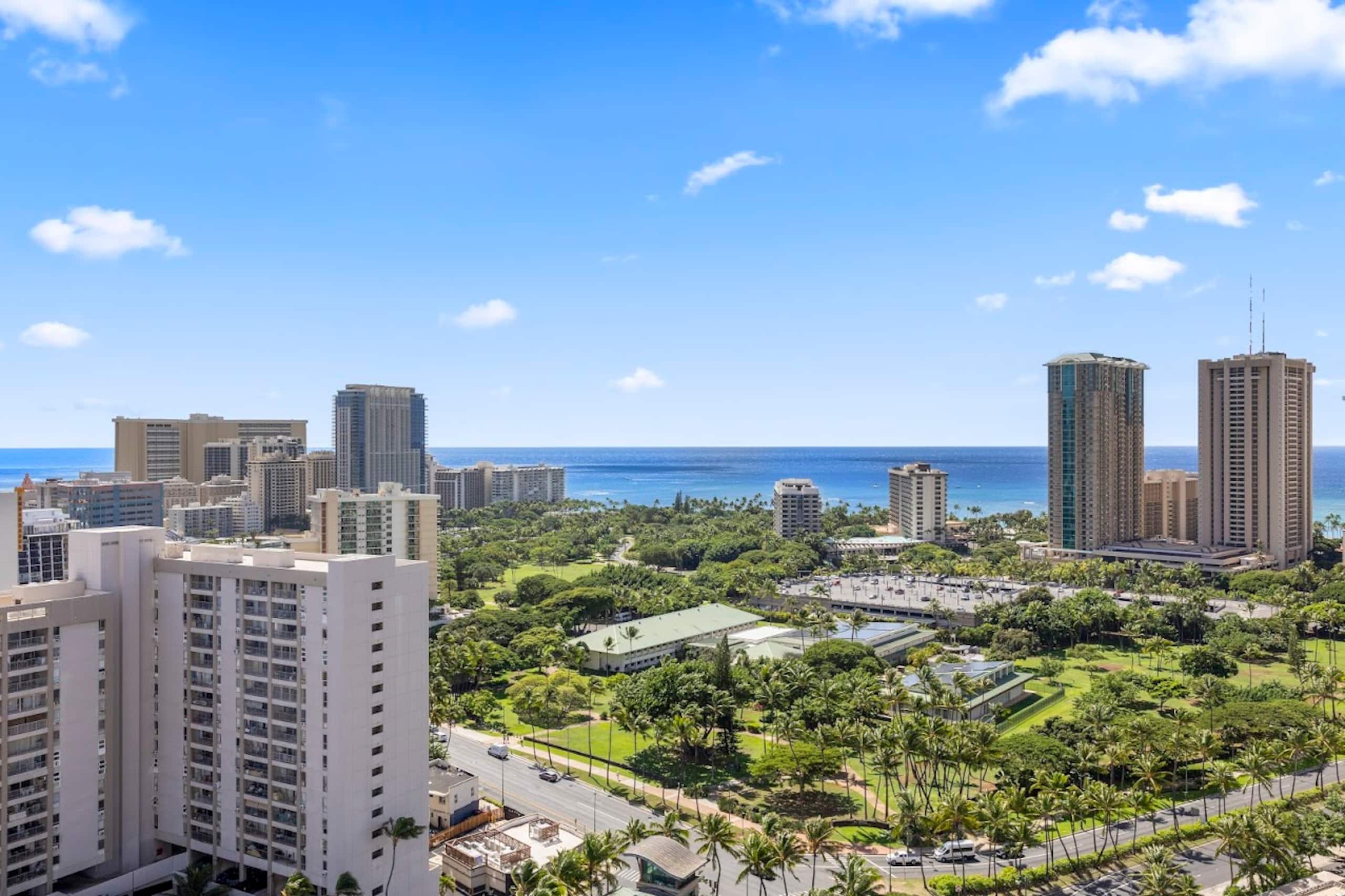 Cozy Waikiki Home Base | Great Views & Location - Image 14