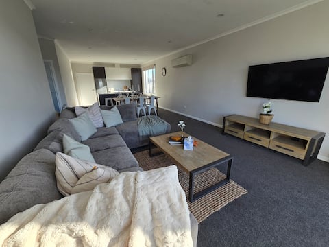 Cosy and Elegant Town house