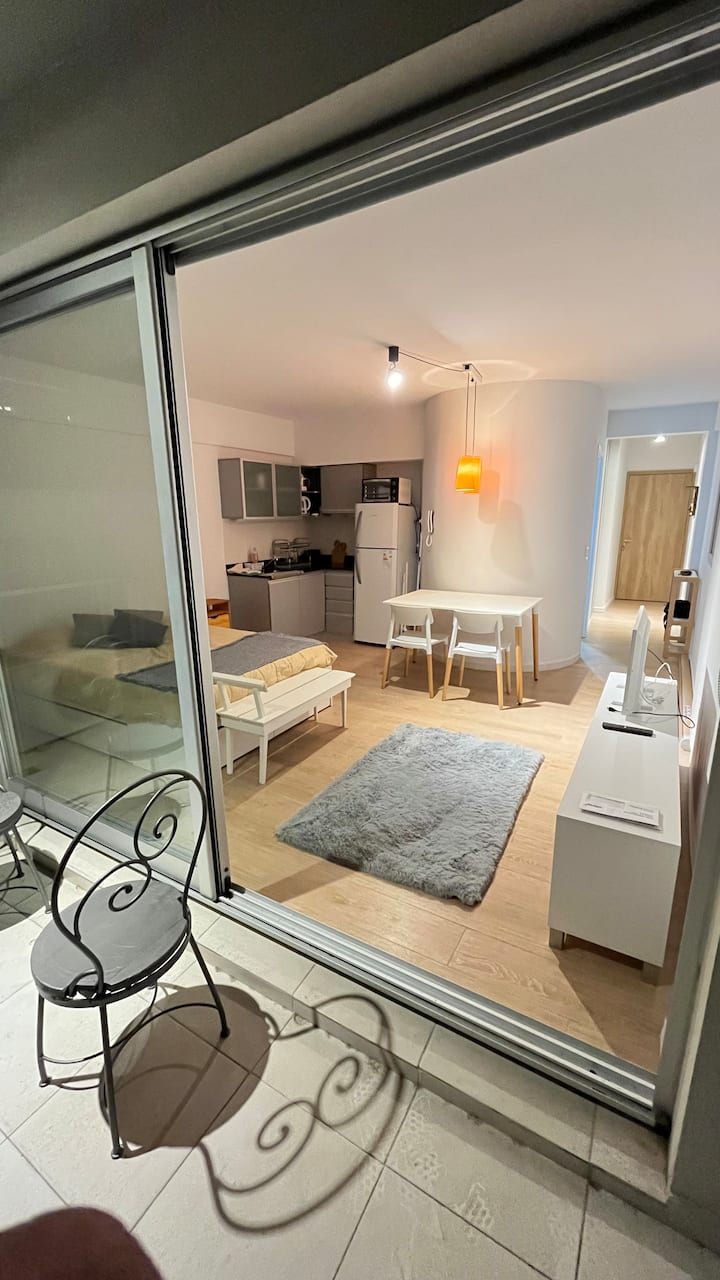 Studio apartment in Belgrano near River court