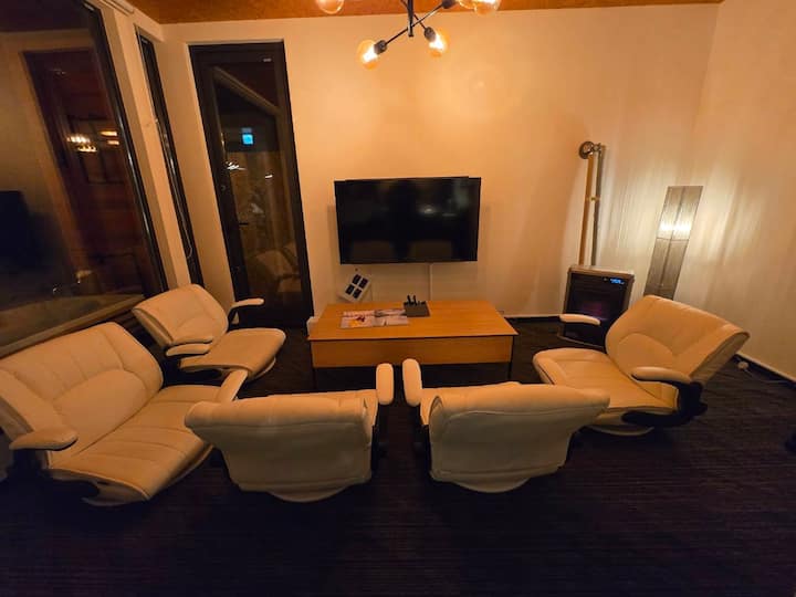 貸切4ベットルーム モイワスキー場5分 アンヌプリスキー場10分 4名～1人増えると15000円 - Niseko