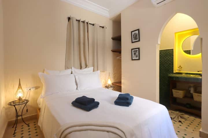 Საძინებელი 3 პირველ სართულზე