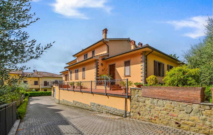 Gorgeous Apartment In Monte San Savino With Wifi - Monte San Savino