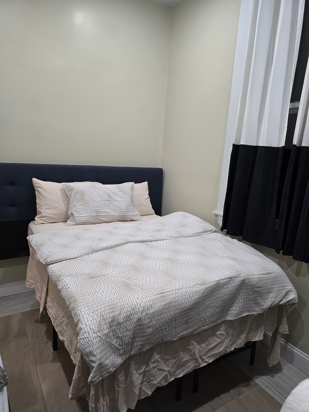 غرفة النوم 6