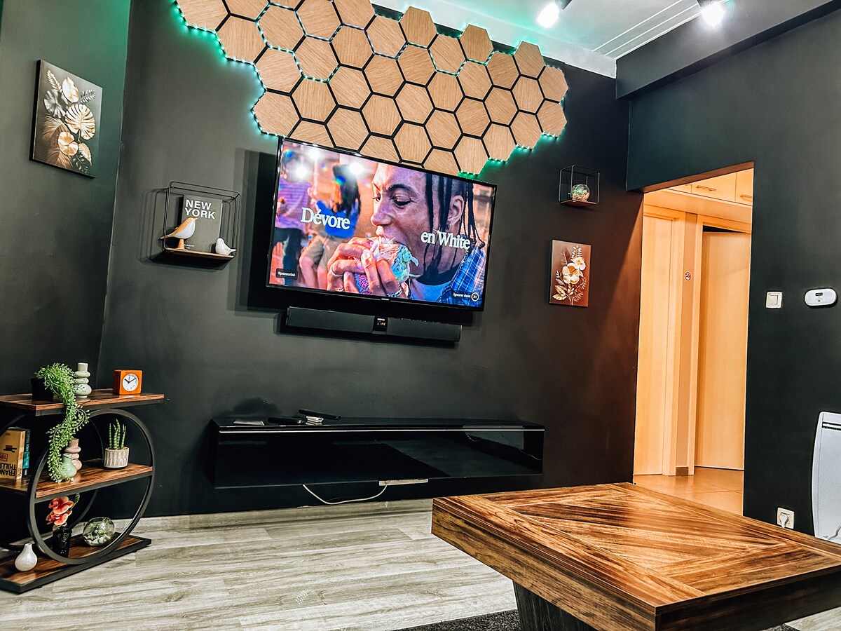 Top Airbnb: Konoha in Saint Josse Ten Noode Sint Joost Ten Node