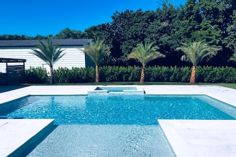Spacious Gated Home w/ Pool + RV/Boat Space