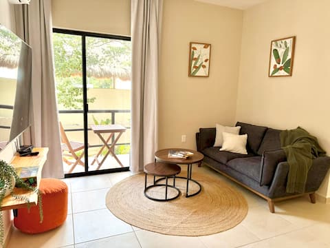 Top Airbnb: Resort-style apartment near cenotes and airport in El Faro