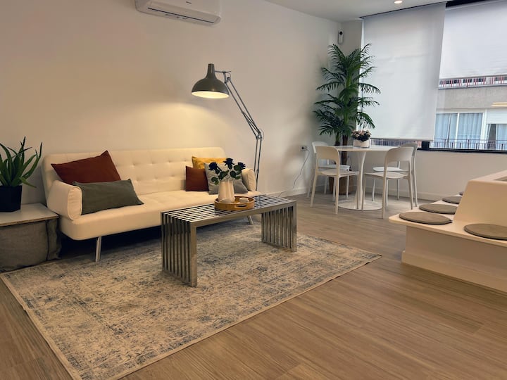 Loft Studio With Terrace. - Sabadell
