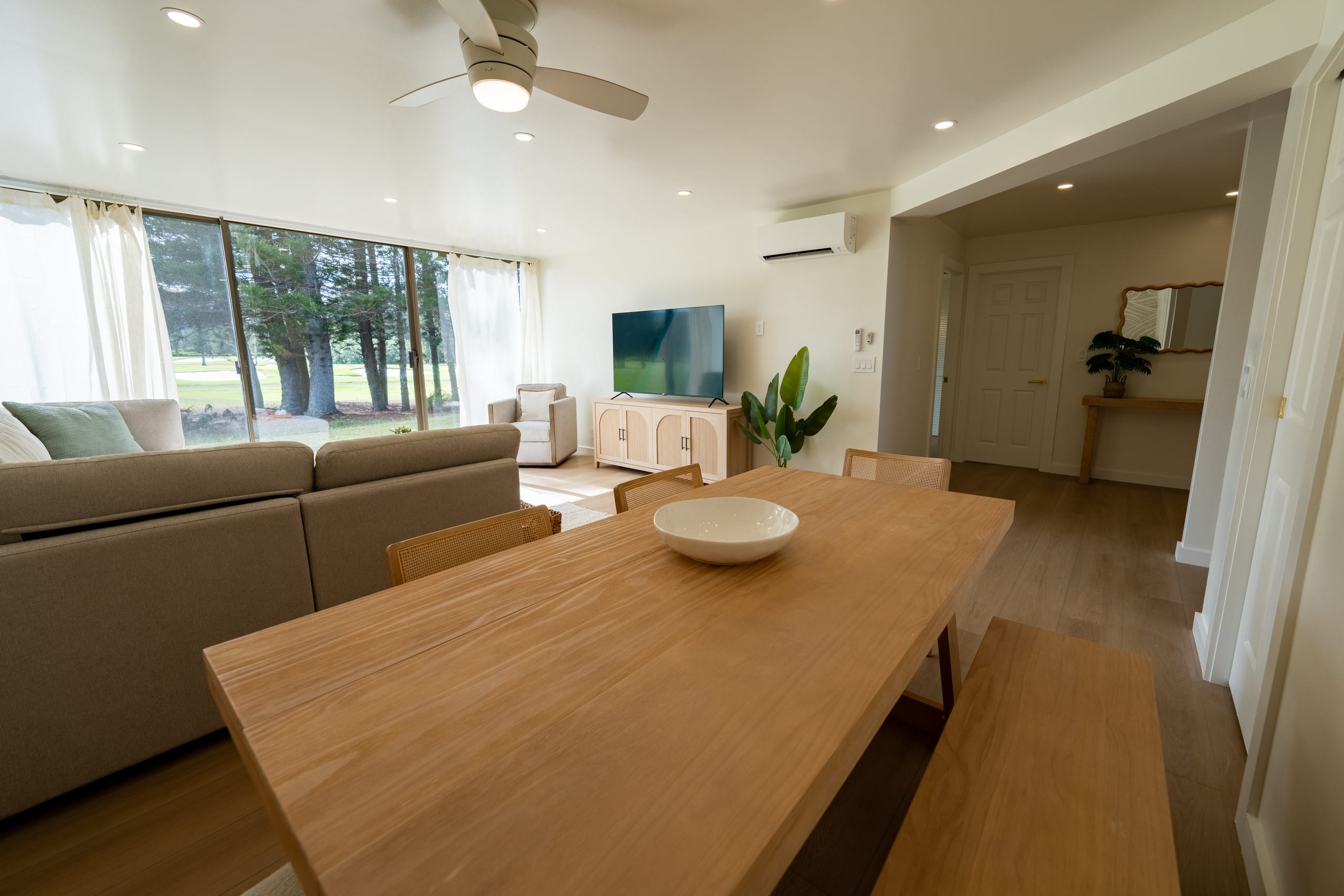 Home in Kahuku · ★5.0 · 4 bedrooms · 7 beds · 2 baths - Image 2