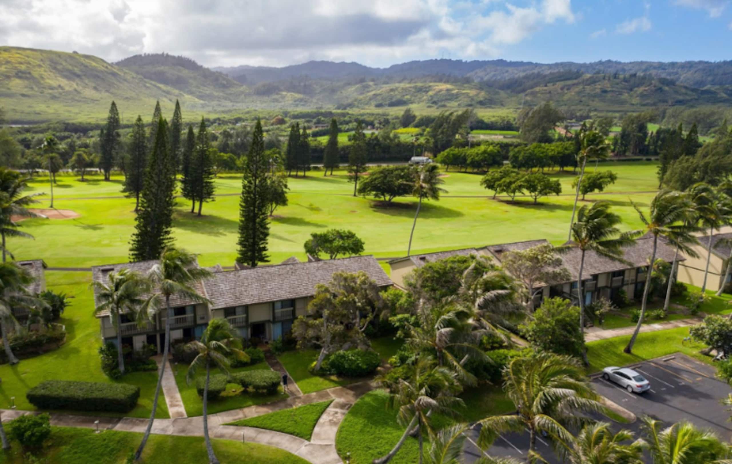 Home in Kahuku · ★5.0 · 4 bedrooms · 7 beds · 2 baths - Image 36