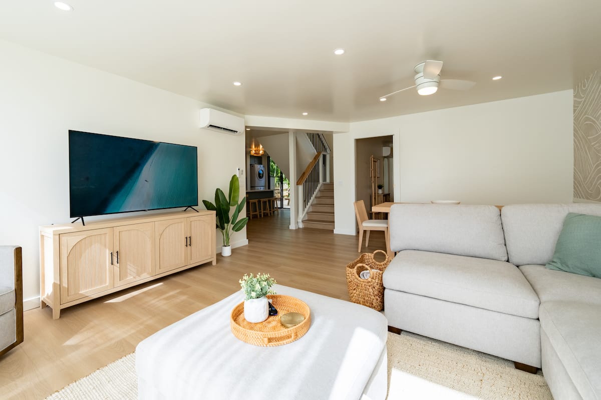 4BR Aloha Modern interior