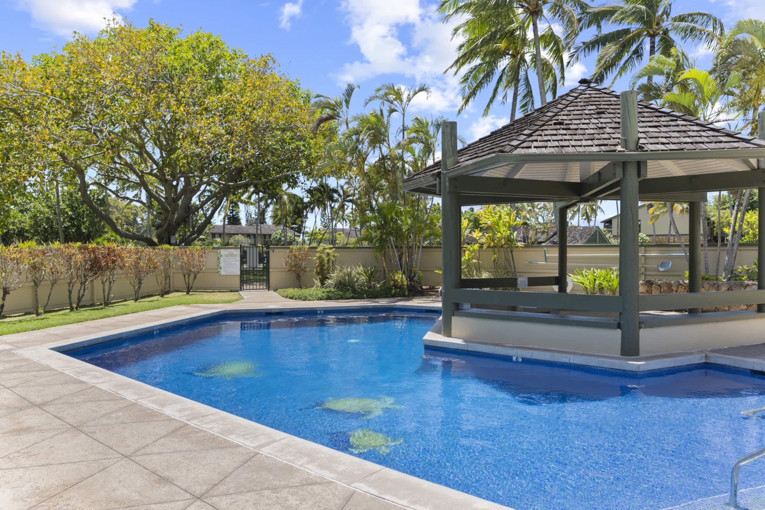 Home in Kahuku · ★5.0 · 4 bedrooms · 7 beds · 2 baths - Image 28