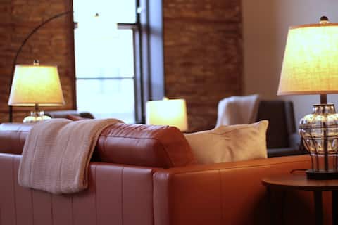 Historic Loft in Downtown Northfield