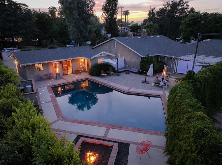 2 Br Jungle Inspired Guest House And Pool - Topanga, CA