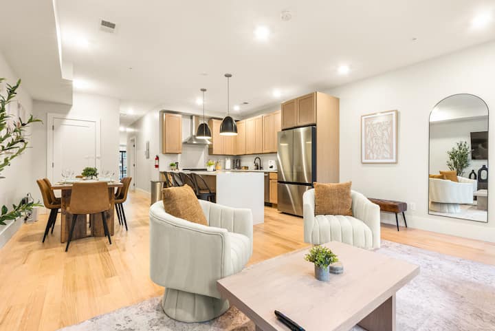 Worldcup 3br Retreat | Near Nyc/nj/path | Backyard - Jersey City, NJ