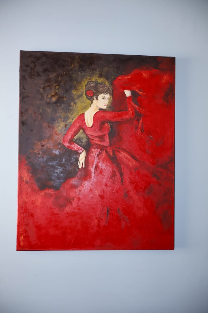 Budući da znamo da naši gosti uživaju u umjetnosti, u našem je uređenju i ova lijepa uljana slika. 