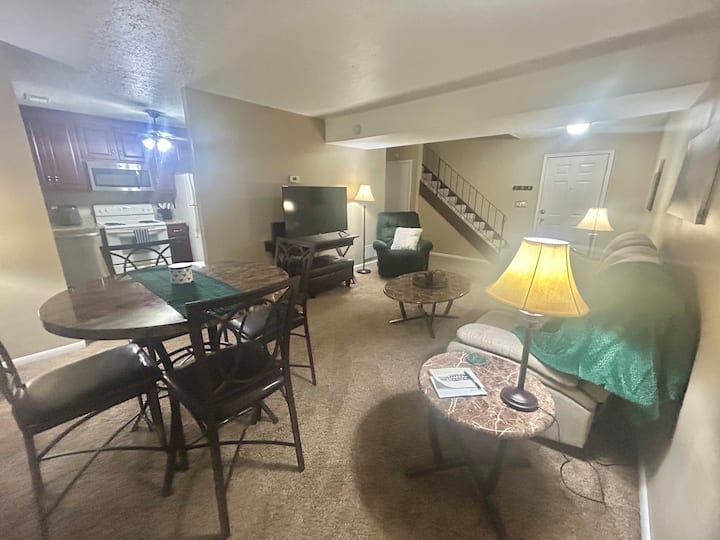 Emerald Escape - Pool! - Beckley, WV