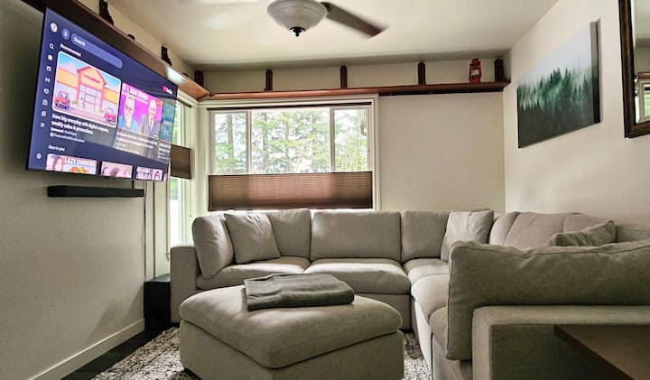Hidden Lake Estate - Moose Lake, Juneau