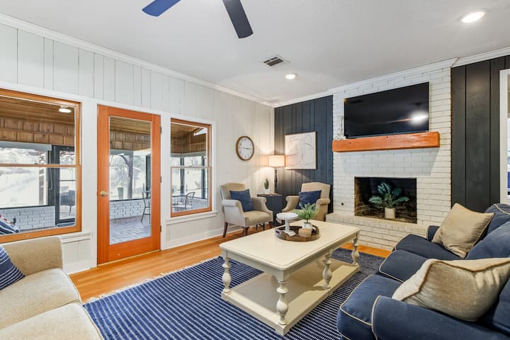 Cypress House - Huge Pool Home - West Monroe, LA