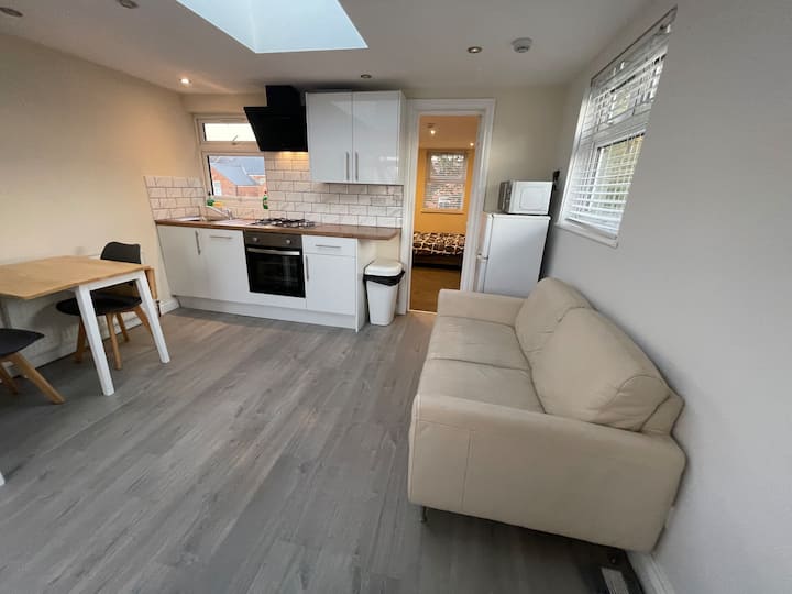 Newly Refurbished 1 Bed Flat - Reading