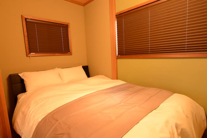 საძინებელი 2