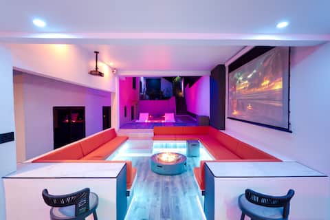 Oceanview Villa w/ Chef, Pool & Outdoor Cinema