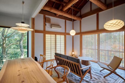 [Hot spring inn with skin-beautifying spring quality] Miyadaiku architecture | Nordic interior | 98㎡