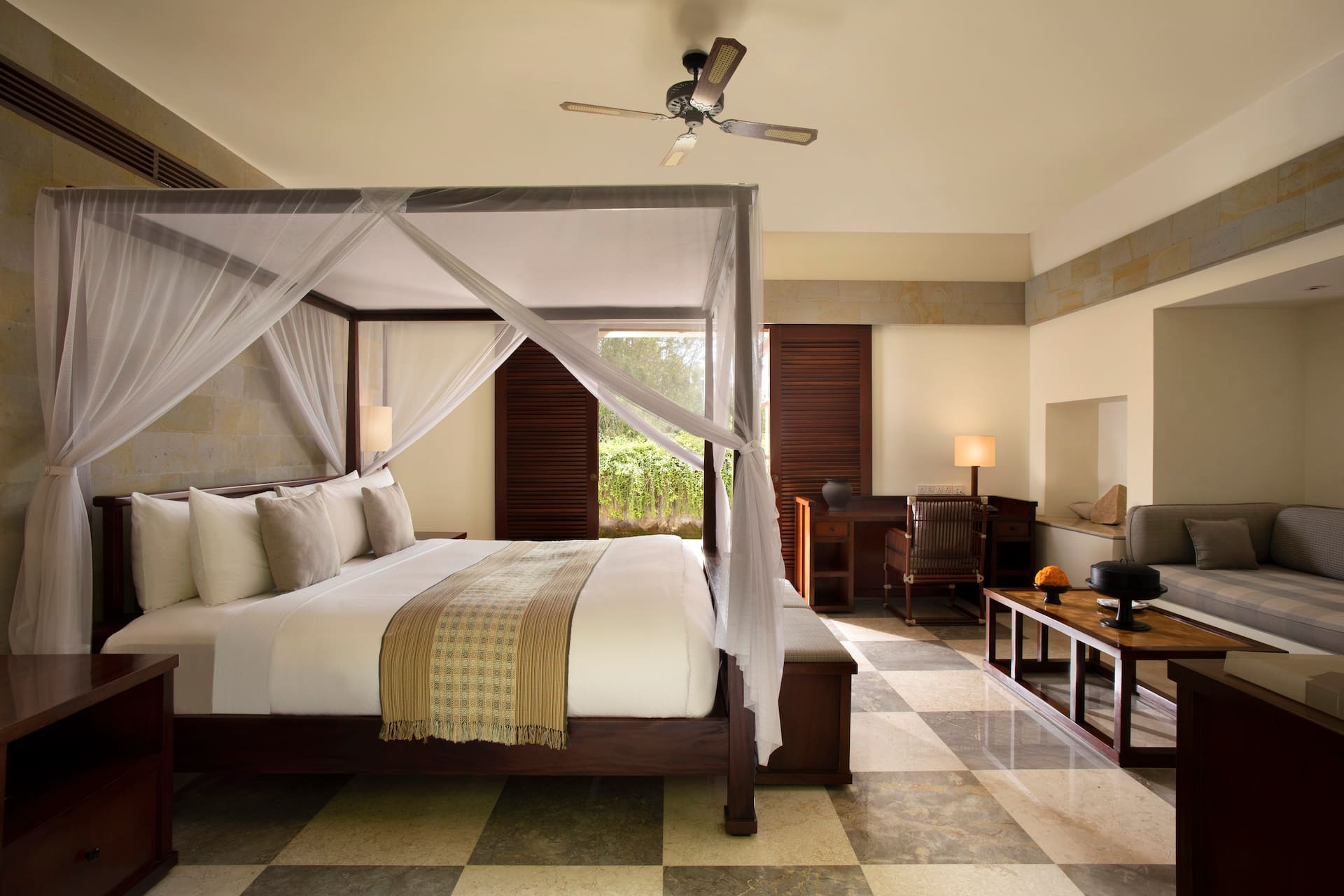 Beachfront Luxe Escape 4 Bedroom Private Villa in Bali 2