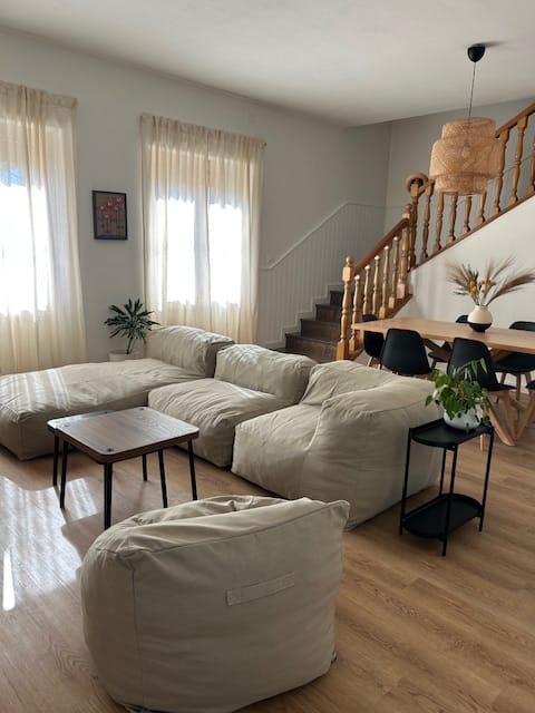 5-bedroom house ideal for groups of guests