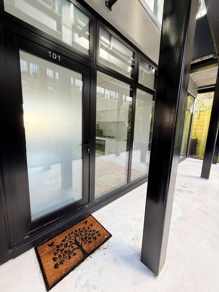 Additional photos image 1