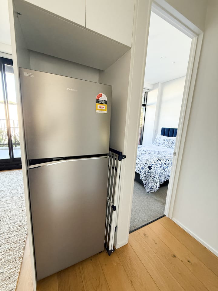 Full kitchen image 3