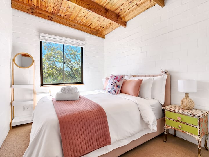 Მეორე საძინებელი მაღლაა 