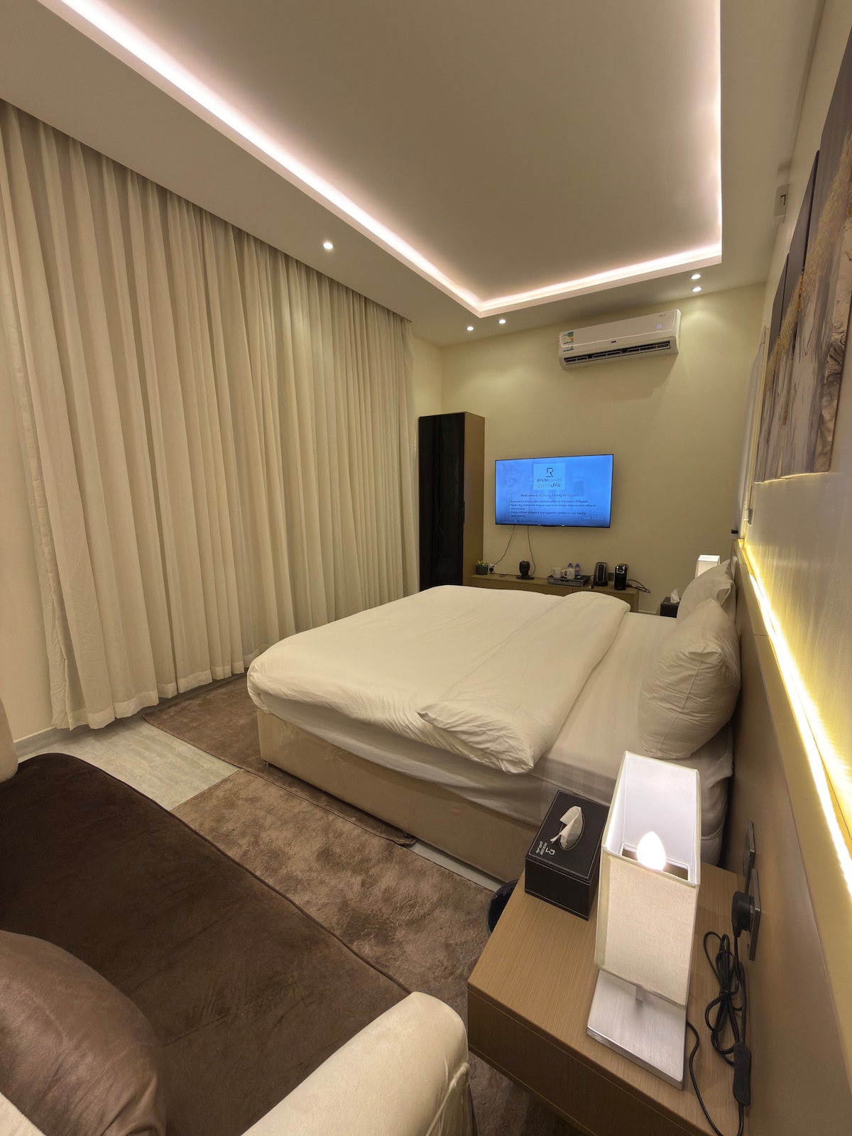 Luxurious Studio Apartment - Airbnb