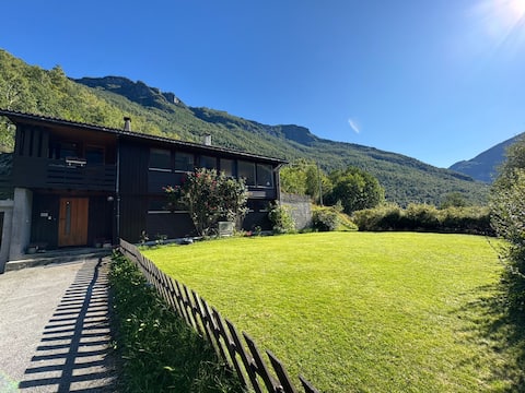Flåm Fjord Panorama House