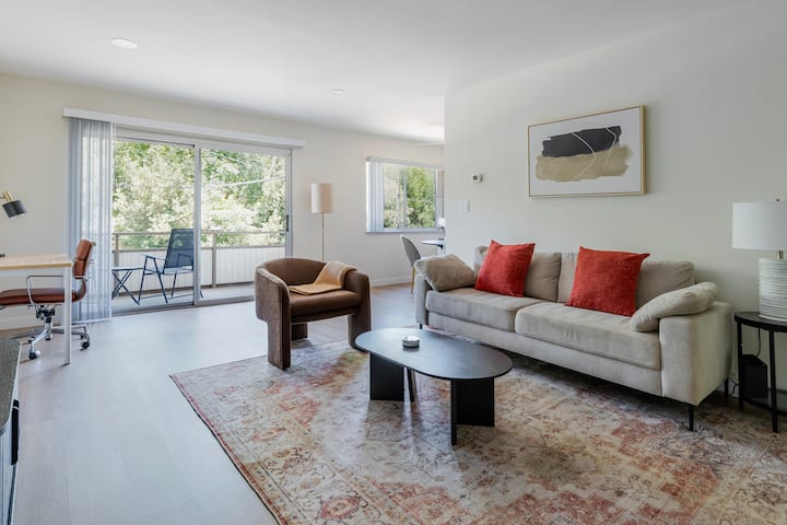 Blueground | Midtown, Pool, Nr City Park - Palo Alto, CA